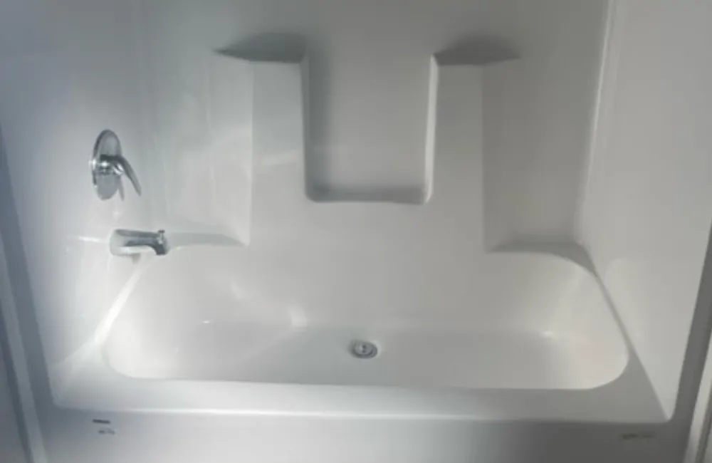 Landmark 40-LM16401L-Bathroom.