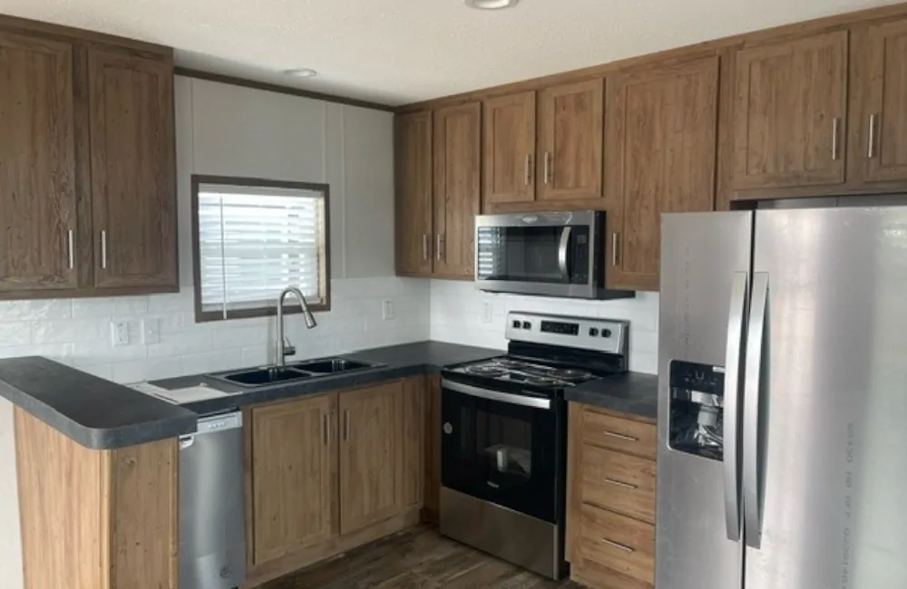 Landmark 50 - LM16502L-Kitchen2