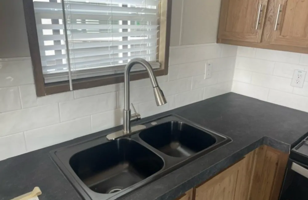 Landmark 50 – LM16502L-Kitchen3 Landmark 50 - LM16502L-Kitchen3