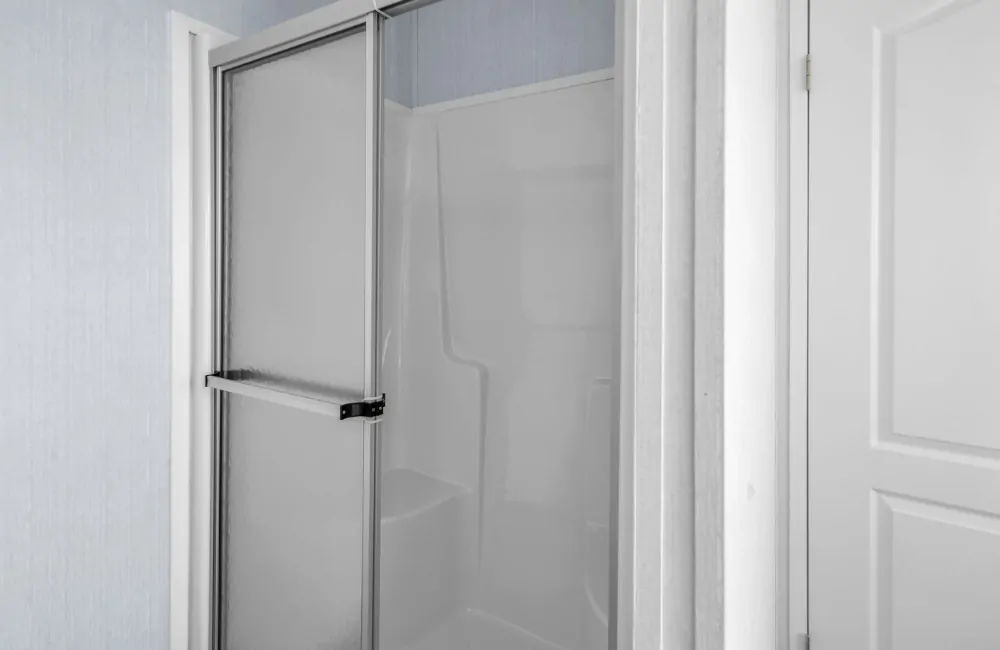Maxx ELITE 76R-Bathroom4 Maxx ELITE 76R-Bathroom4