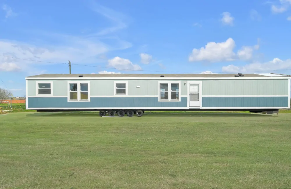 Maxx ELITE 76R-Exterior2 Maxx ELITE 76R-Exterior2