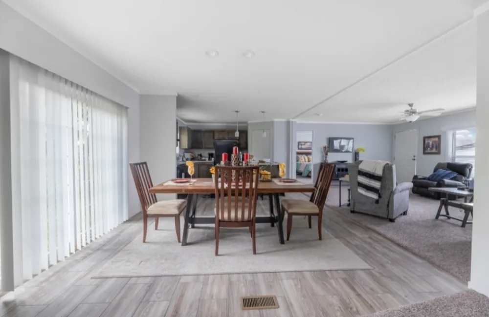 Emerald 2860 – EM28603A-DiningRoom2 Emerald 2860 - EM28603A-DiningRoom2