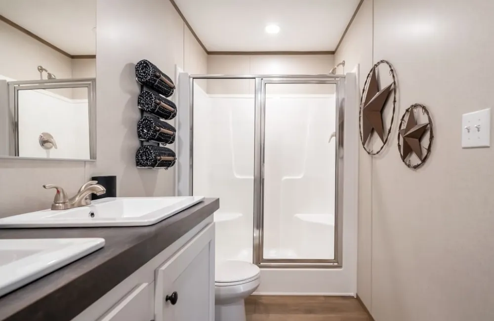 The Beacon- HZN16663A-Bathroom2