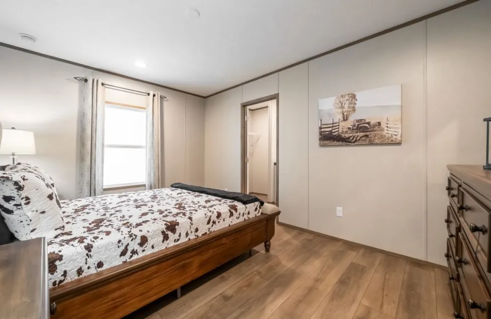 The Beacon- HZN16663A-Bedroom